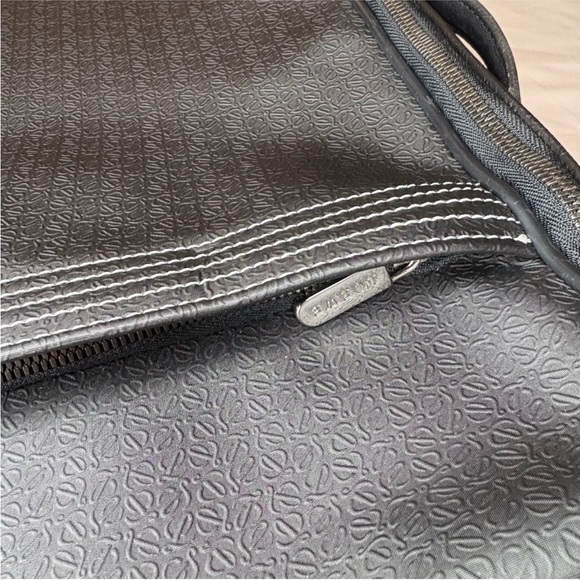 Loewe Black Anagram Rollaboard Suitcase —SUPER RARE! Detachable
Briefcase 2-in-1 - Picture 9 of 15